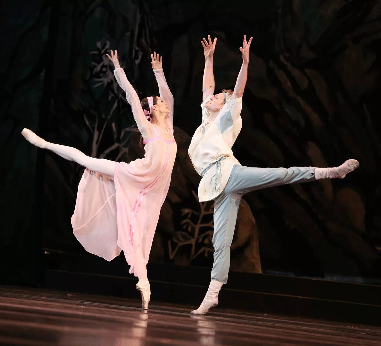 станиславский танцы. леонид леонтьев балет. немирович-данченко и станиславский спектакли. балет каменный цветок прокофьева 1957. станиславский танцы.