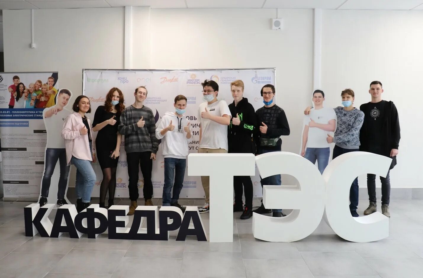 хти сфу абакан. сибирский федеральный университет кафедры. политехнический институт сфу сотрудники. российские студенты. фгаоу во «сибирский федеральный университет».