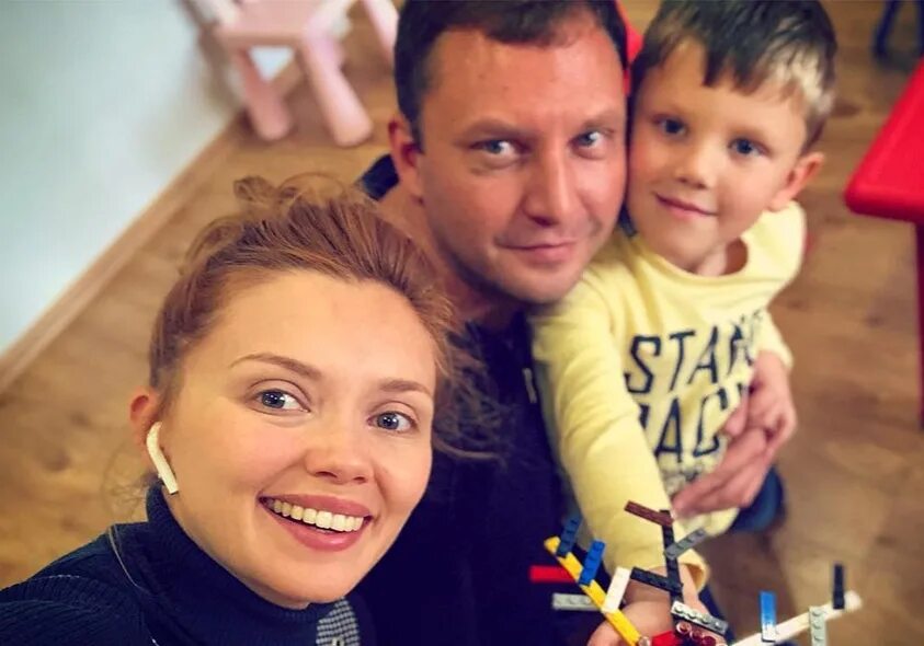 Ольга кузьмина биография личная жизнь муж Звезда сериала "Кухня" Ольга Кузьмина ушла от мужа лайфстайл 14 июня 2019