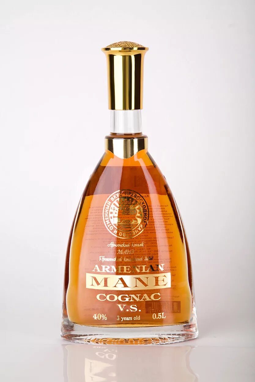 Коньяк армения. Коньяк армянский манэ 8 лет 0,5л. Армянский коньяк манэ 5 лет. Армянский коньяк манэ 5 лет. Армянский коньяк манэ.