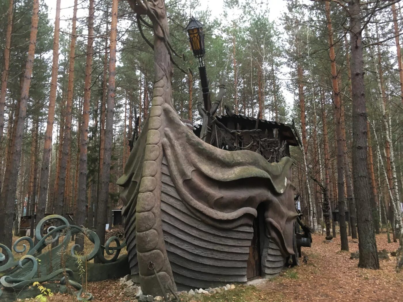 Деулино 1. Деулино парк бабы яги. деулино рязанская область. деулино усадьба турбиных.