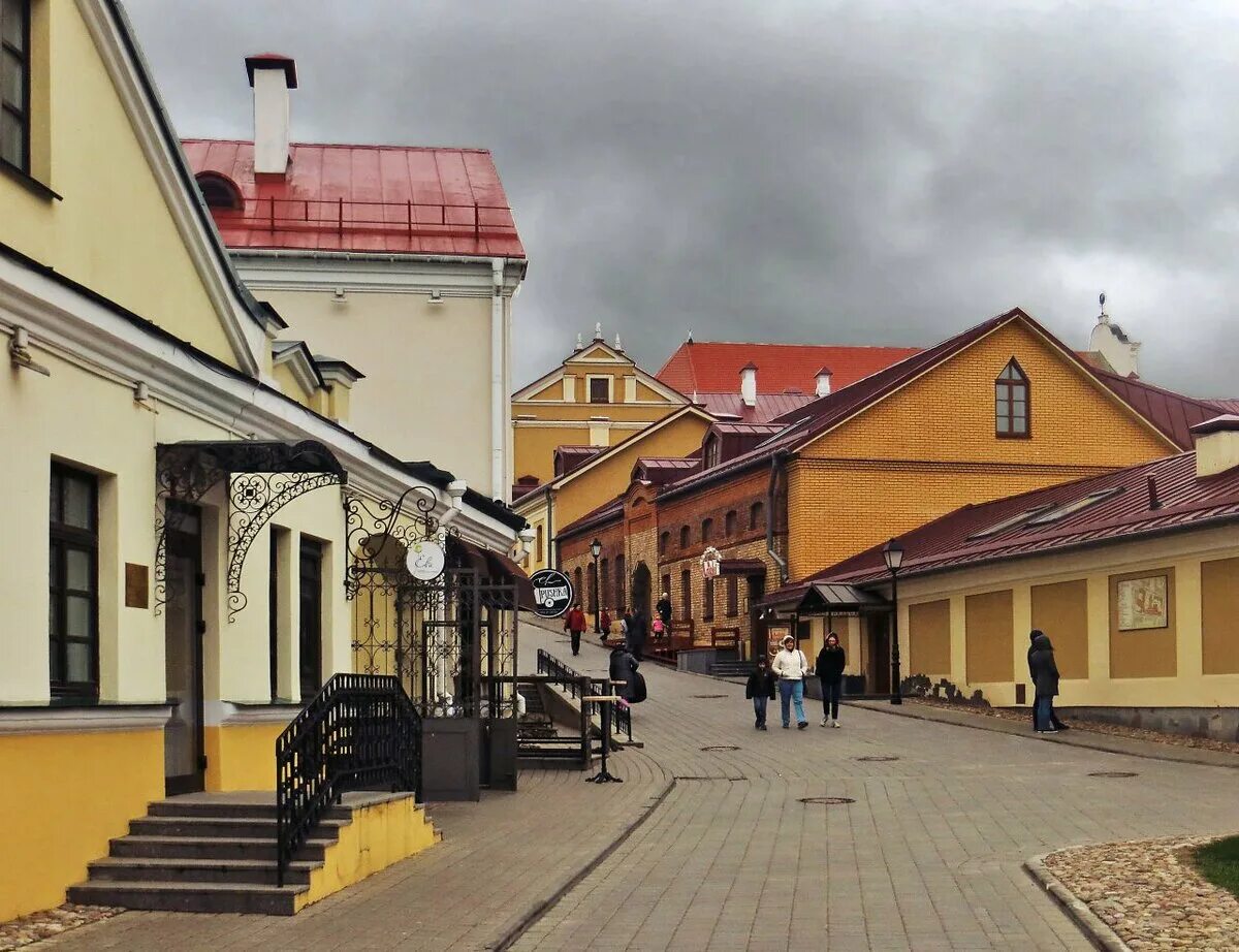 Где в минске ул. Немига старый город. Минск старый город Троицкое предместье. Верхний город Минск. Зыбицкая улица Минск.