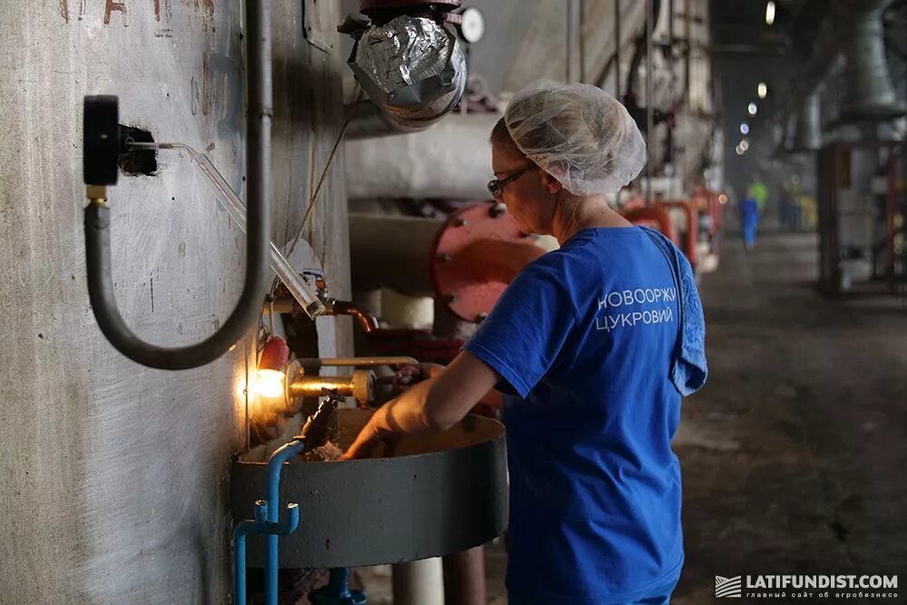 Работа на сахарном заводе. Тбилисский сахарный завод. Дмитротарановский сахарный завод 1986. Сахарный завод курганинск. Усть-лабинский сахарный завод.