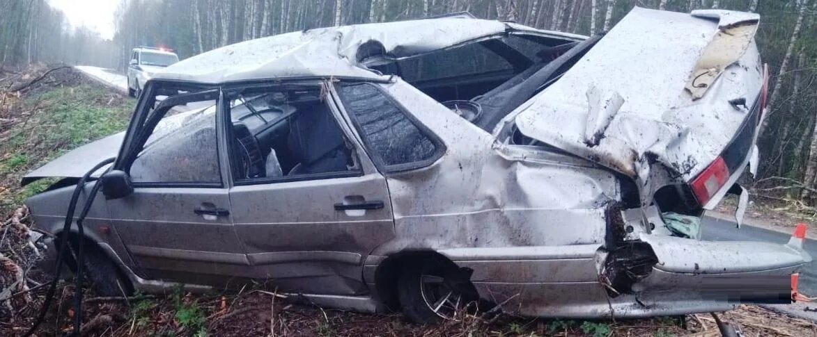 Новгородская область ваз. Машина в кювете. Аварии Пестово Новгородской области. ДТП В Новгородской области 2016 года. Авария в Новгородской обл2.02.2023.