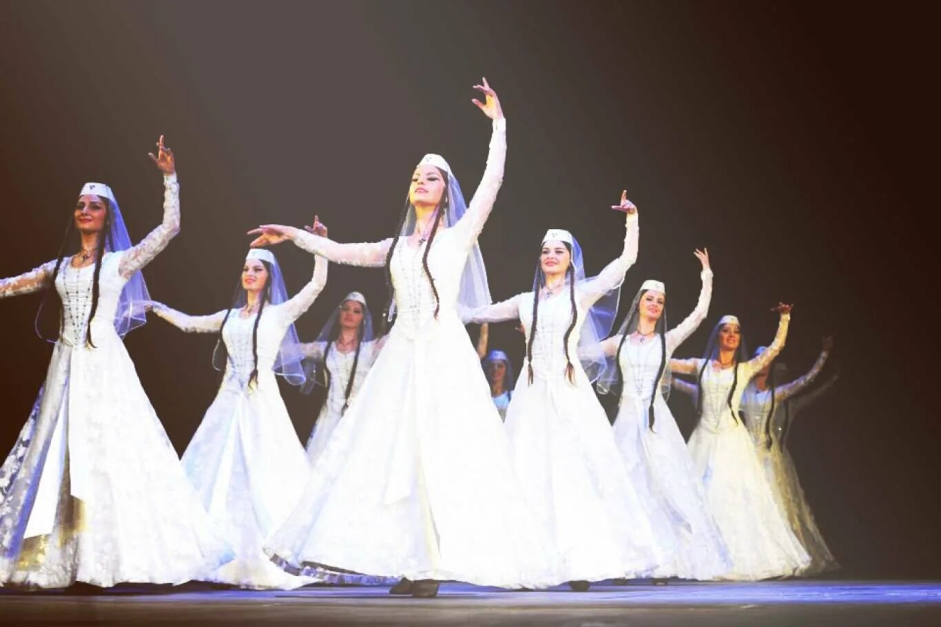 Сухишвили ансамбль Картули. Грузинский ансамбль Кутаиси. Грузинский танцевальный ансамбль Georgian. Грузинский ансамбль Картули.