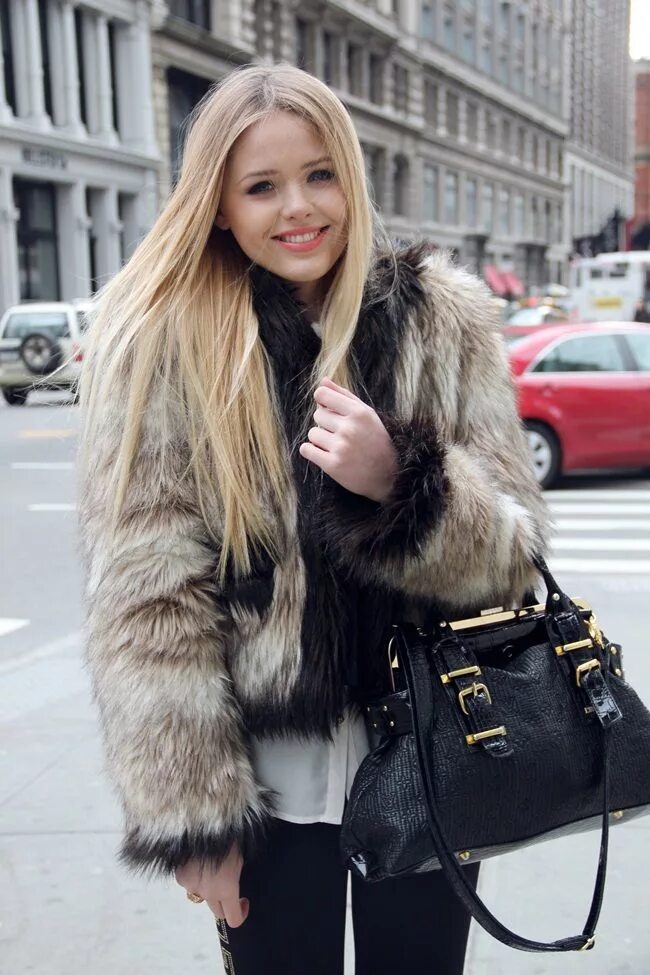 Мем про тренч. Give me coat. Пальто longreef мужское. Стильная мужская зимняя одежда. Give me coat.