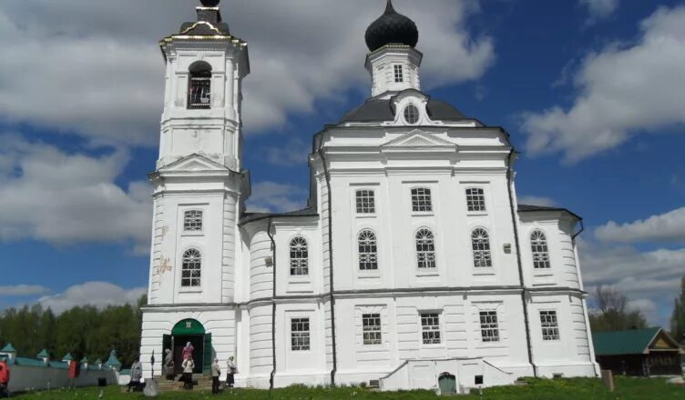 Город бережки. Церковь Николы Бережки Кострома. Храм святителя Николая в Бережках. Церковь н кола Бережки.