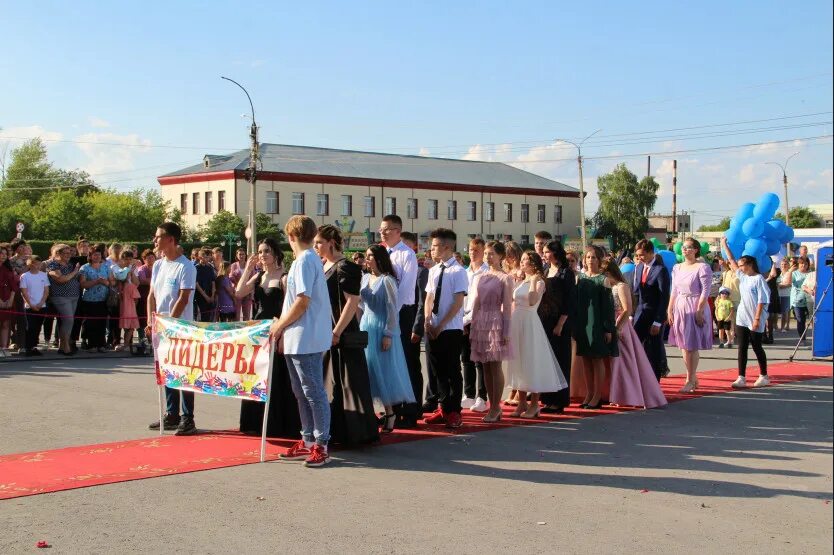 Выпускники Баганского района Новосибирской. Ивановка Баганский район Новосибирская область. Здание Андреевская школа Баганского района. Мироновка Баганский район Новосибирская область.