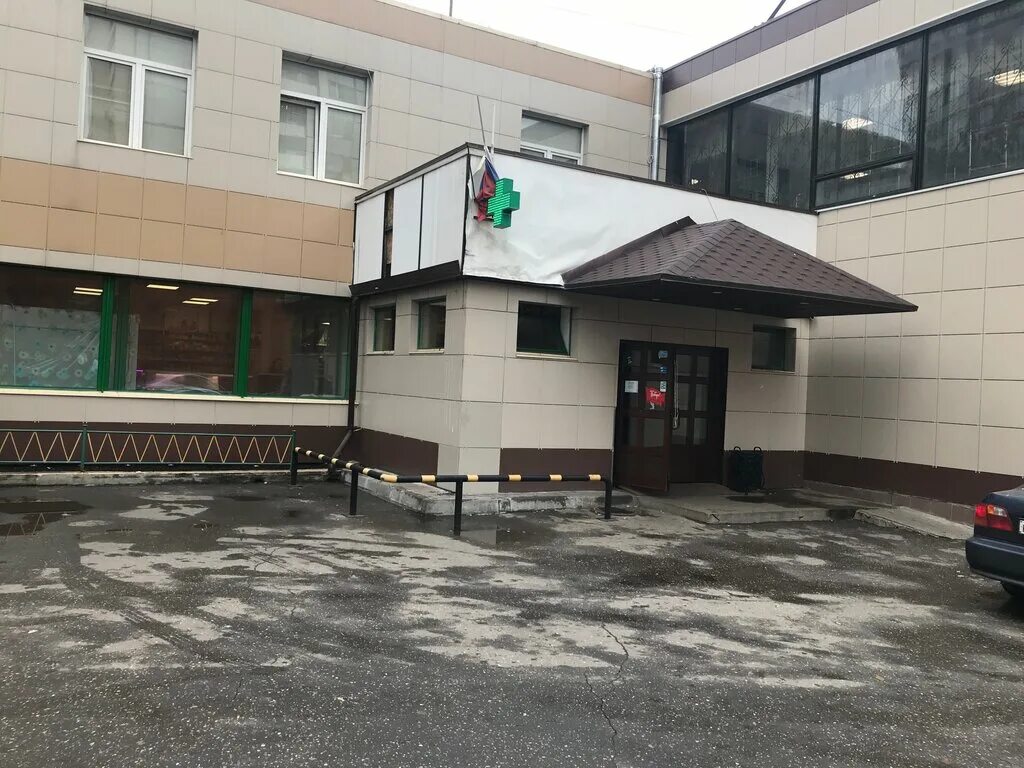 Екатеринбург центральная городская клиническая больница 24. Симбиозмед24. Лаборатория гемотест 24, микрорайон д фото. 17 комплекс набережные челны зяб. Диагностический центр медицина 24/7.