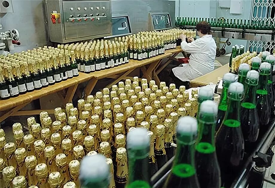 вина марок региона шампань. московский комбинат шампанских вин (мкшв). нижегородский завод шампанских вин. завод нзшв нижний новгород. фрайбург завод шампанских вин.