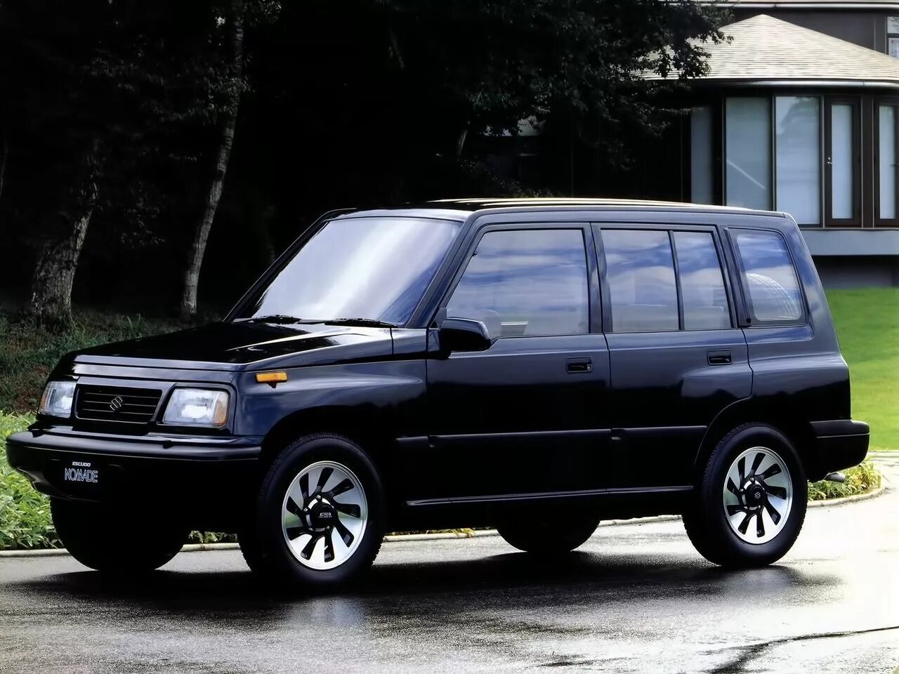 Suzuki Escudo i 1988. Сузуки эскудо 1 поколение. Suzuki Escudo 1997 1 поколение. Сузуки эскудо 1997 1 поколение.