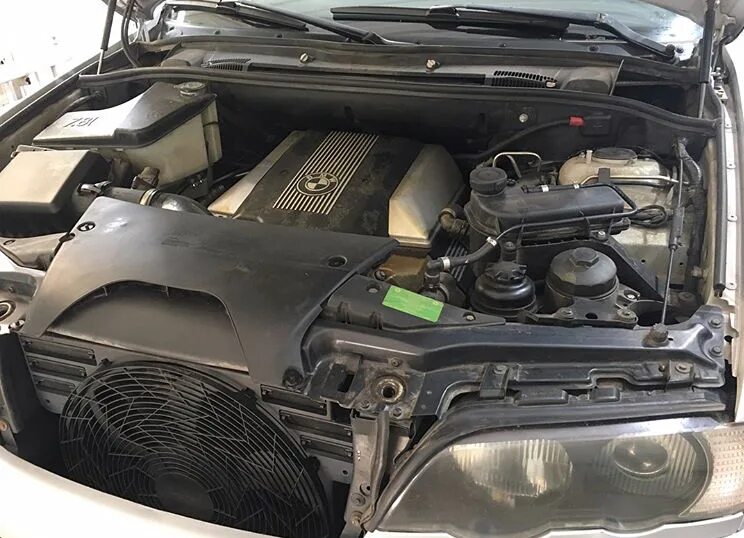 Bmw x5 e53 мотор. 0 двигатель. Двс е53. 4 мотор. Двигатель бмв м54 б25.