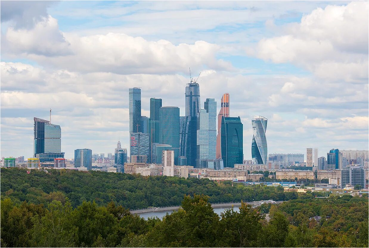 Москва видны район. Химки небоскребы. Москва 2022 высотки. Москва Сити 2022. Москва Сити вид с Балашихи.