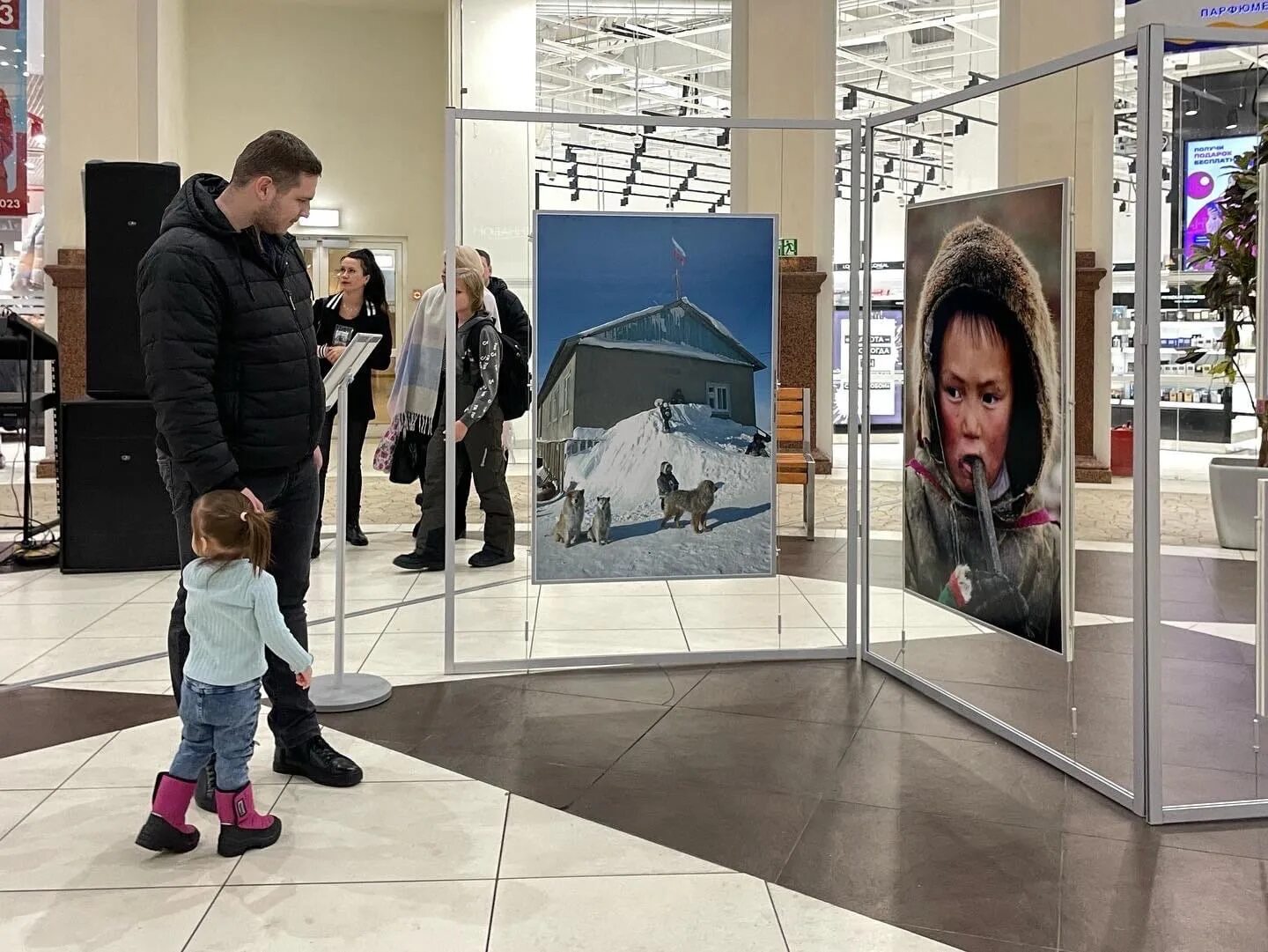 Фотовыставка для детей. Показ на фото выставке у Татьяны Медведевой 16/06/2016.