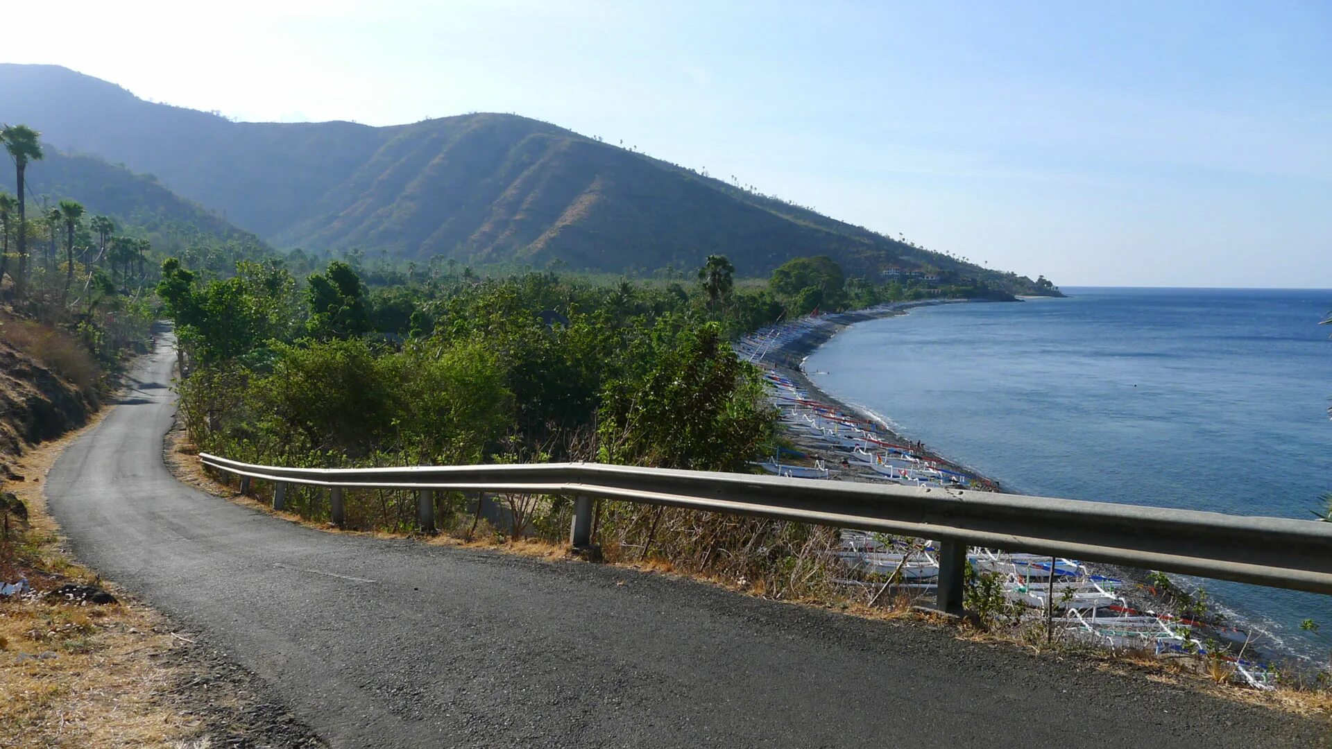 Бали дорого. Бали дорога. Дороги Индонезия. Красивые дороги на Бали. Дороги на острове Бали.