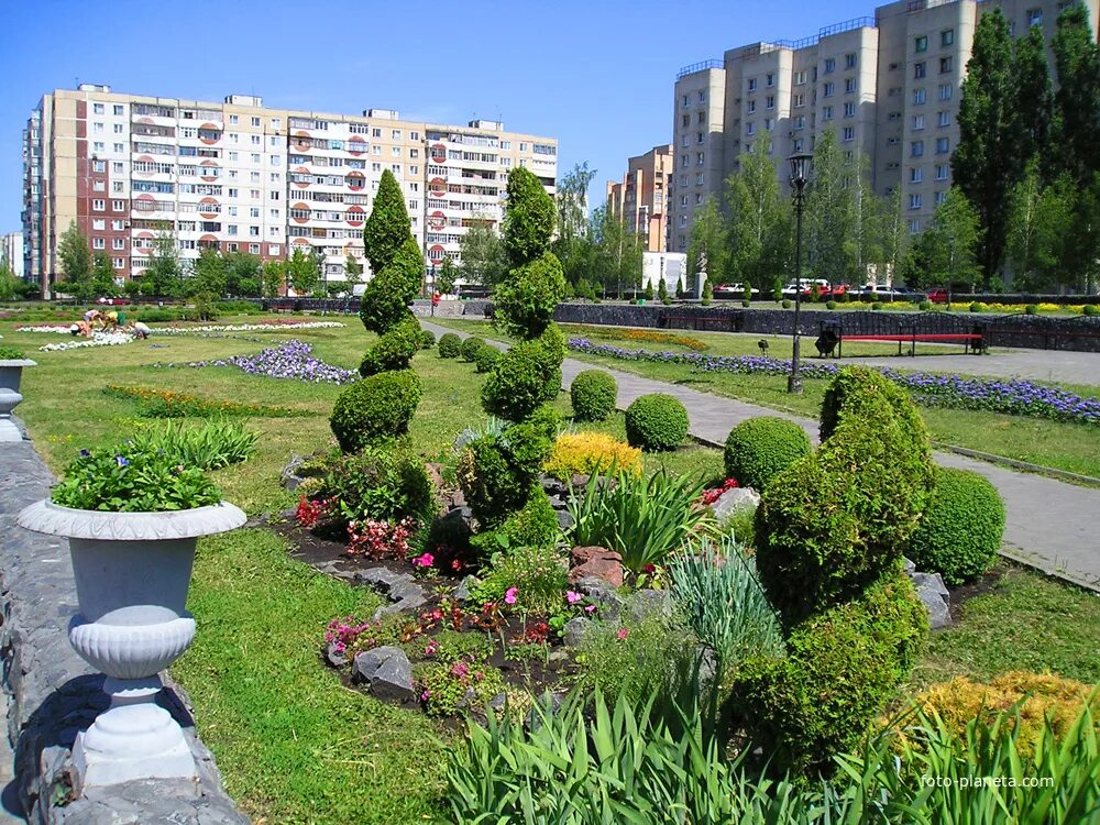 Черноземье старый оскол. Старый Оскол город парк. Парк Пушкина старый Оскол. Сквер Пушкина старый Оскол. Городской парк старый Оскол.