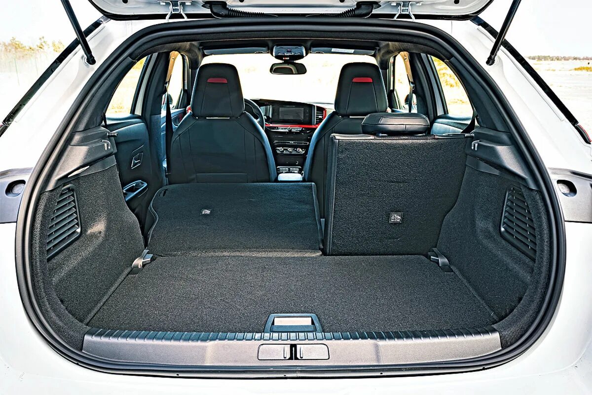 Мокка багажник. Opel mokka багажник. opel mokka 2018 багажник. opel mokka 2. opel mokka 2025 interior.
