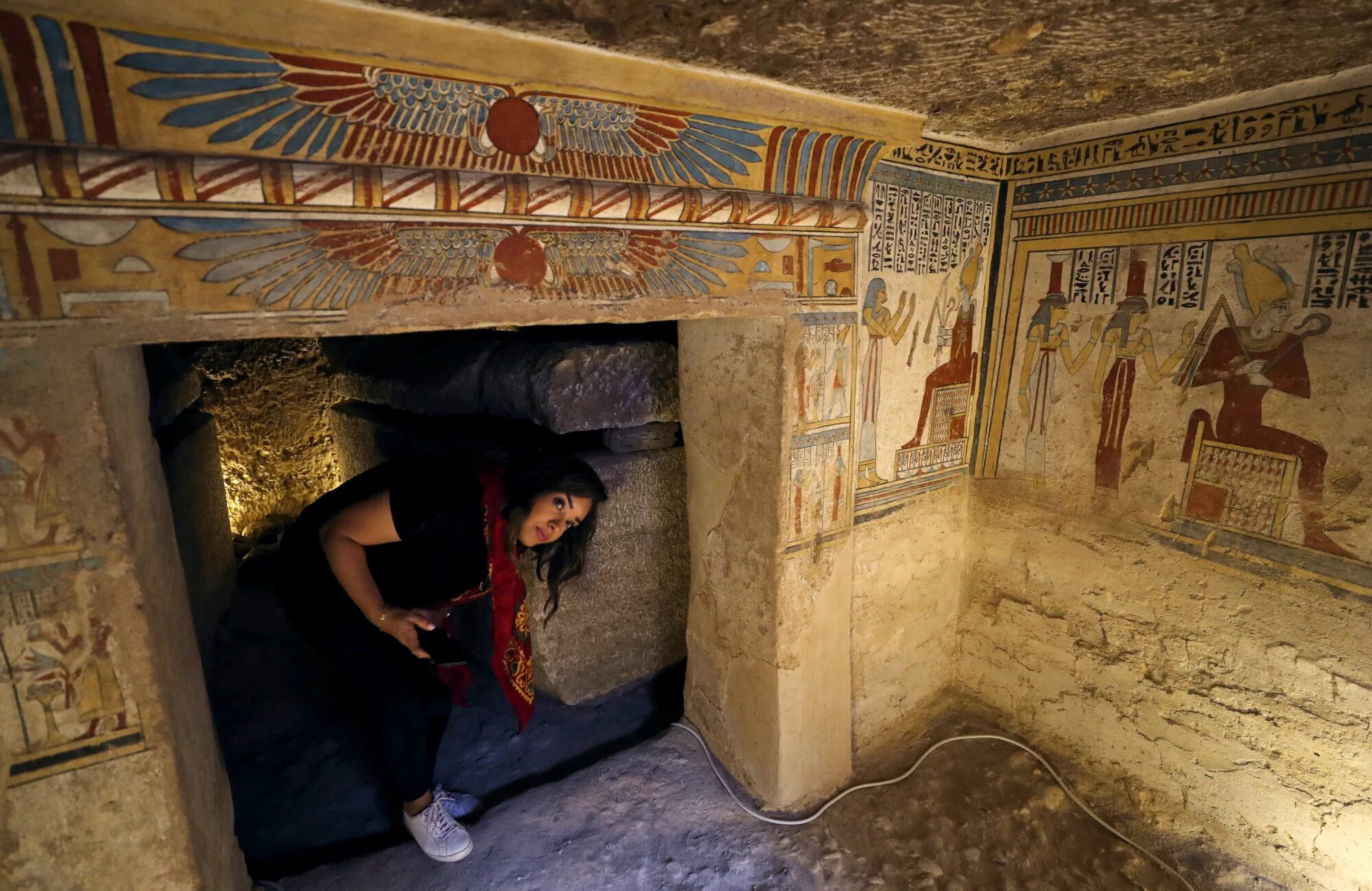Внутри буда. Гробницы фараонов в древнем Египте. Гробница фараона в древнем Египте. Усыпальницы древнего Египта. Тутанхамон Гробница.