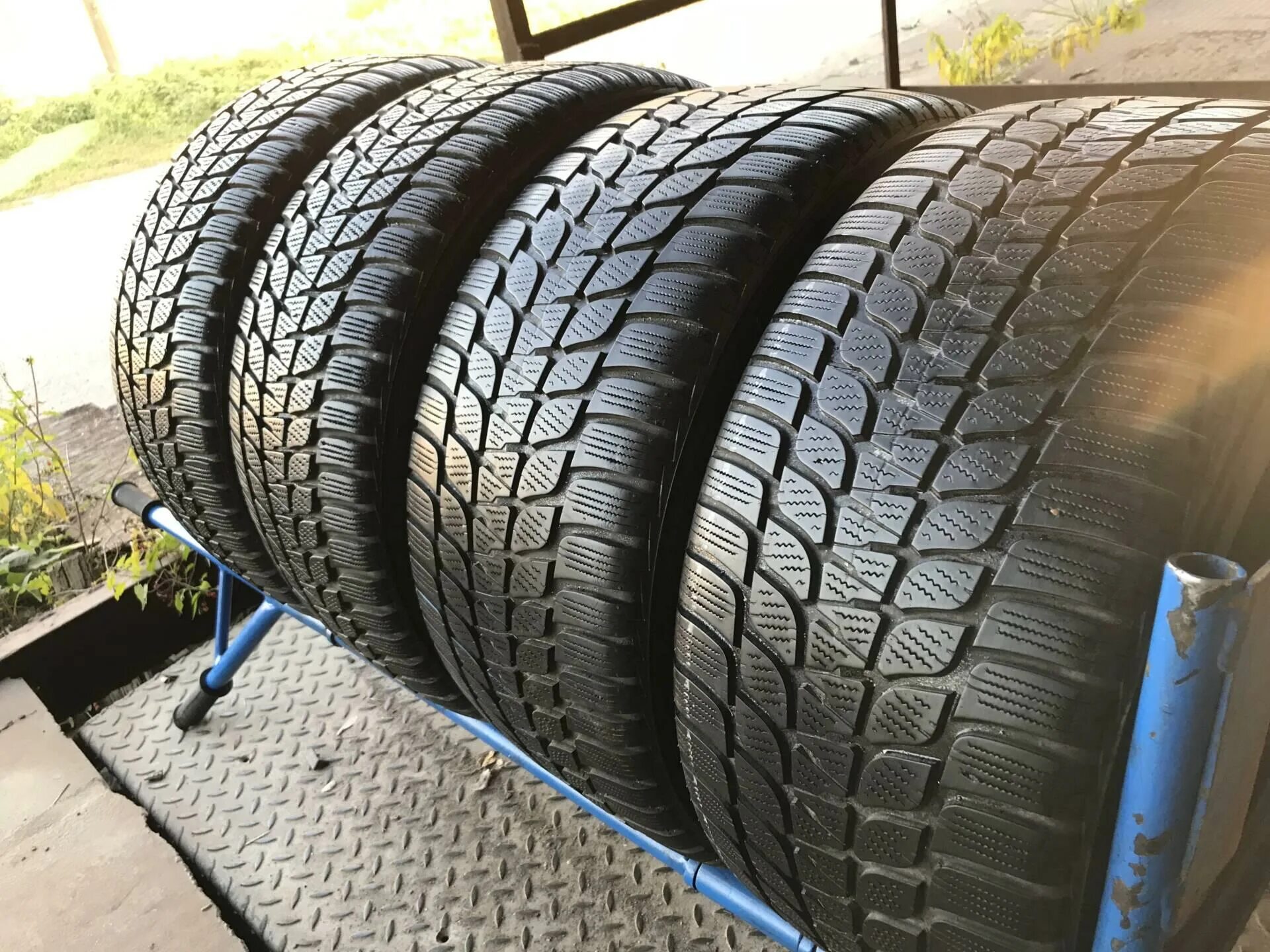 Купить резину 245 45 19. 255 40 17 Bridgestone. Bridgestone 235/45 r17. 235/45 R17. 235/45 R17 МТ.