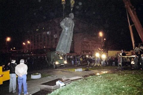 Памятник 1991 года