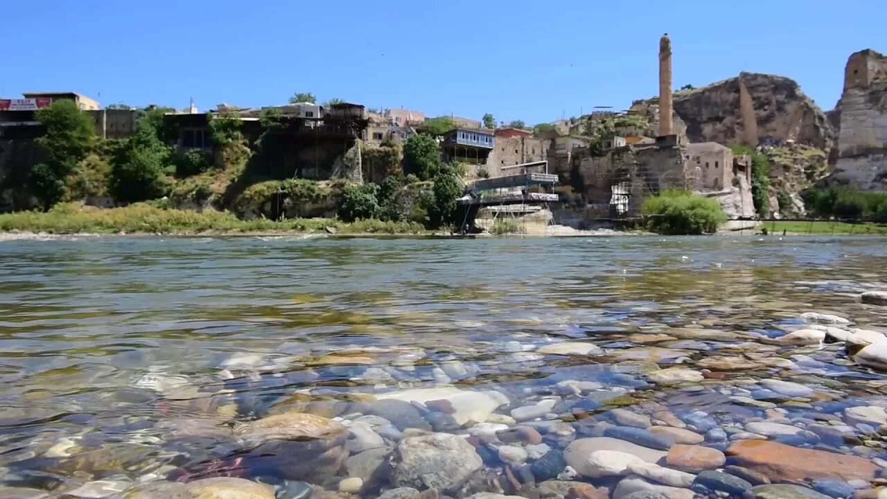 Река тигр в египте. Tigris River. River Tigris Turkey. Турции река тигр Родник. Euphrates River 2023.