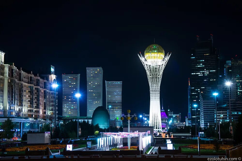 Астана это столица. Астана столица Казахстана. Абу Даби Астана Байтерек. Абу Даби Астана Батиек. Архитектура современной Астаны - столицы Казахстана.