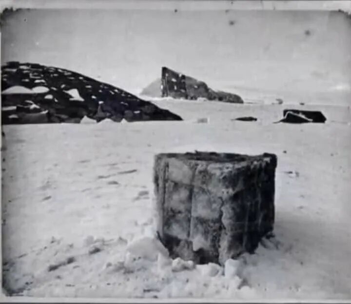 1912 год антарктида. 1912 год антарктида. Секретные фотографии антарктиды 1912 года. 1912 год антарктида. Новая швабия база 211 в антарктиде.