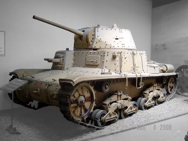 М 15 давал. Средний танк carro armato m15-42. Итальянский танк m15/42. M15/42. Fiat-Ansaldo m15/42.