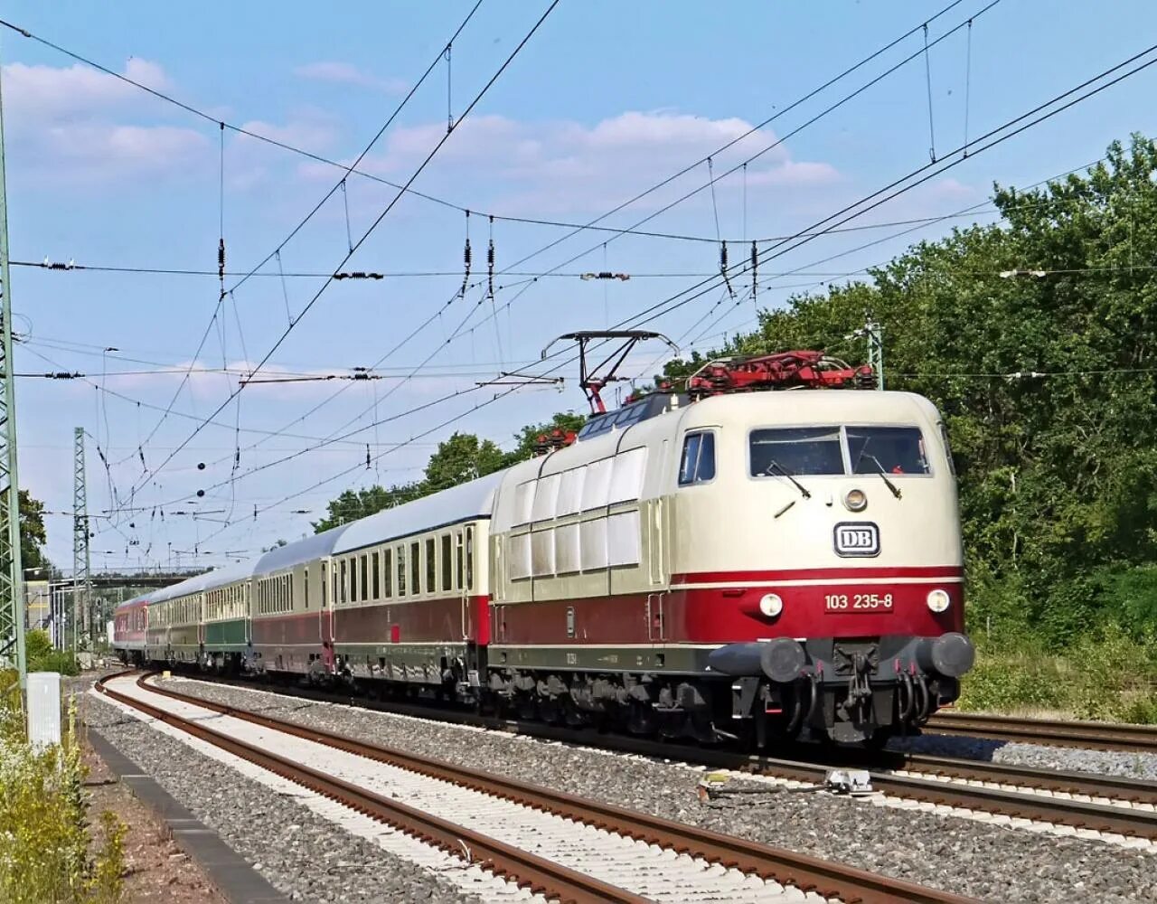 Br 87