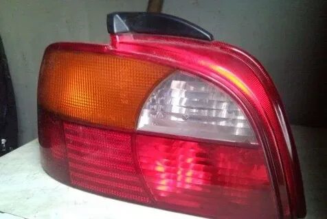 Фонарь тойота авенсис