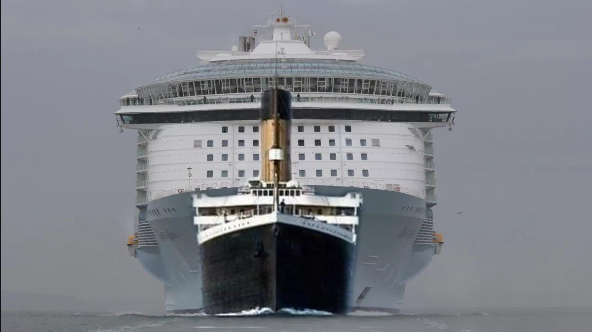 Круизный Титаник 2. Титаник круиз 2022. Самый большой корабль в мире Титаник. Лайнер "Титаник". С корабля современности
