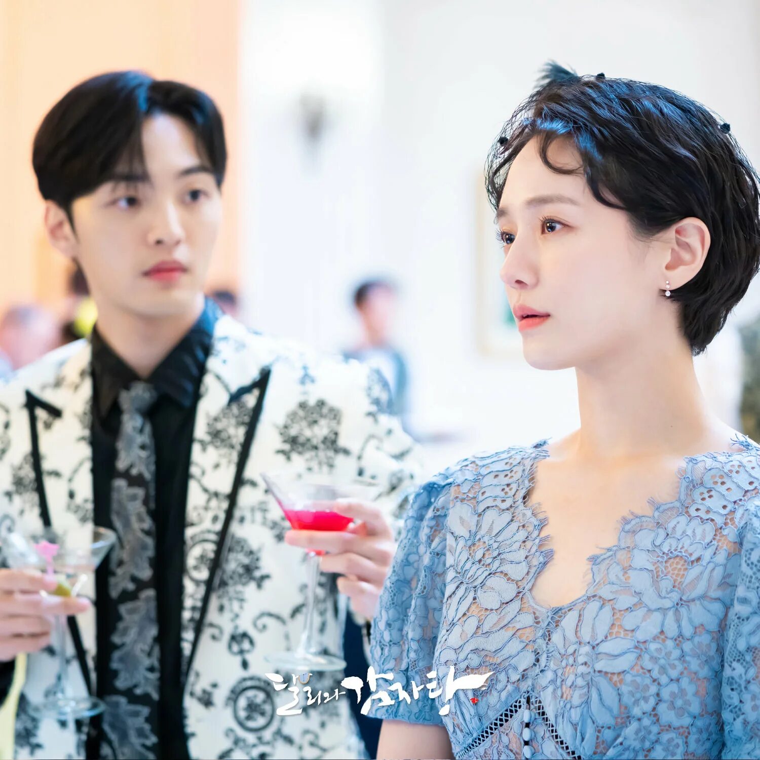 дадли и дерзкий принц дорама. дерзкий принц дорама. спектакль в германии видео-. дали и камджатхан дорама. даль ли и камджатхан дорама.