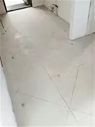 Плитка в разбежку на пол. Укладка плитки 600х600 на пол. Серая плитка по диагонали. Керамогранит италон 800х800мм. Плитка напольная по диагонали.