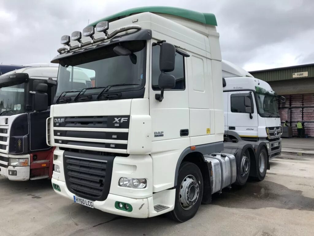 Купить даф на авито в россии. Даф 105 460. Даф хф 105. DAF XF 105.460. Даф Икс эф 105 460.