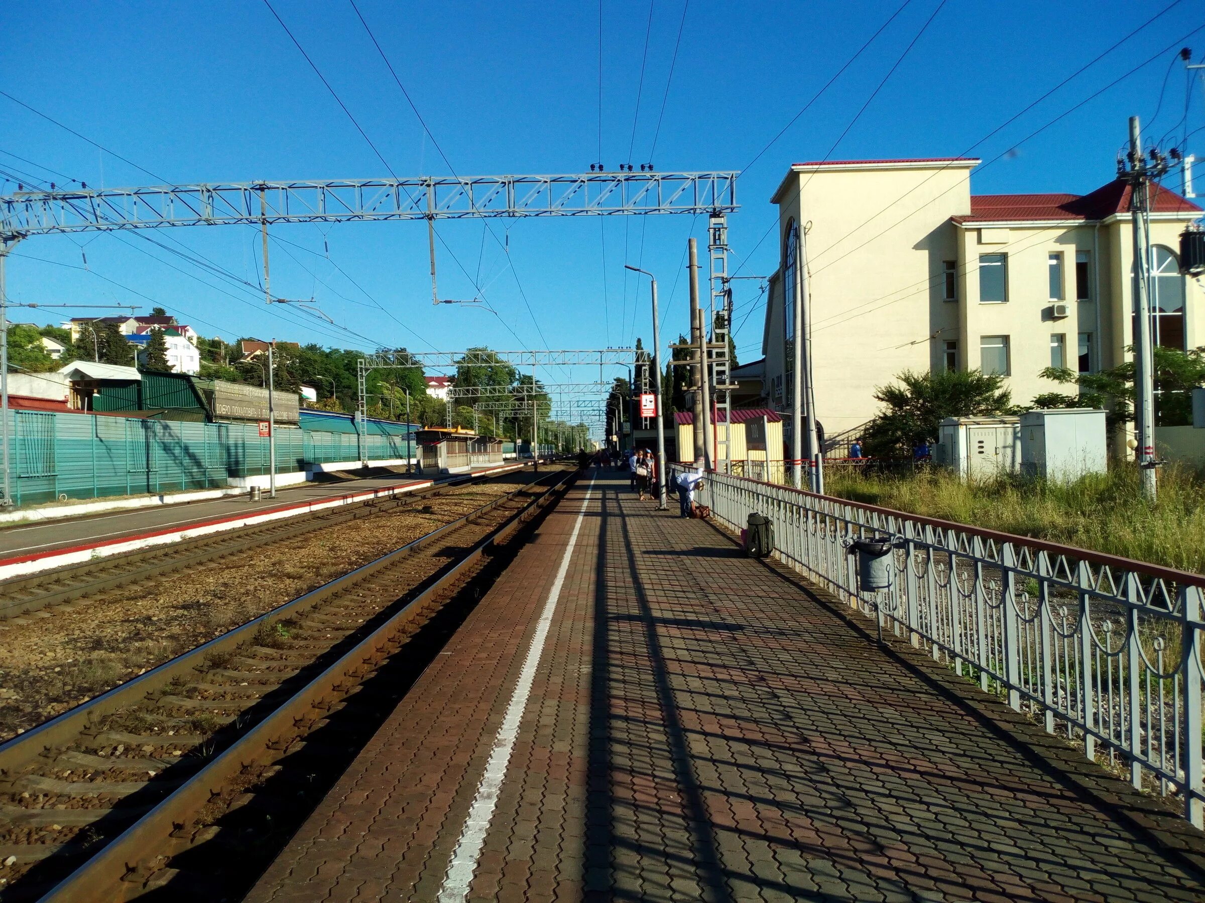 лоо железнодорожный вокзал. жд вокзал лоо. жд вокзал станция лоо. ж д лоо. лоо краснодарский край жд вокзал.