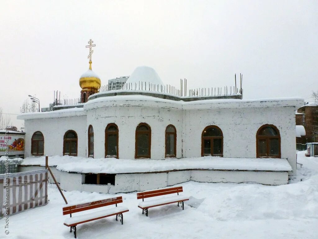 Храм живоначальной троицы карамышевская. Храм невского хорошево. Храм невского хорошево. Церковь димитрия солунского берзарина. Церковь живоначальной троицы в хорошеве.