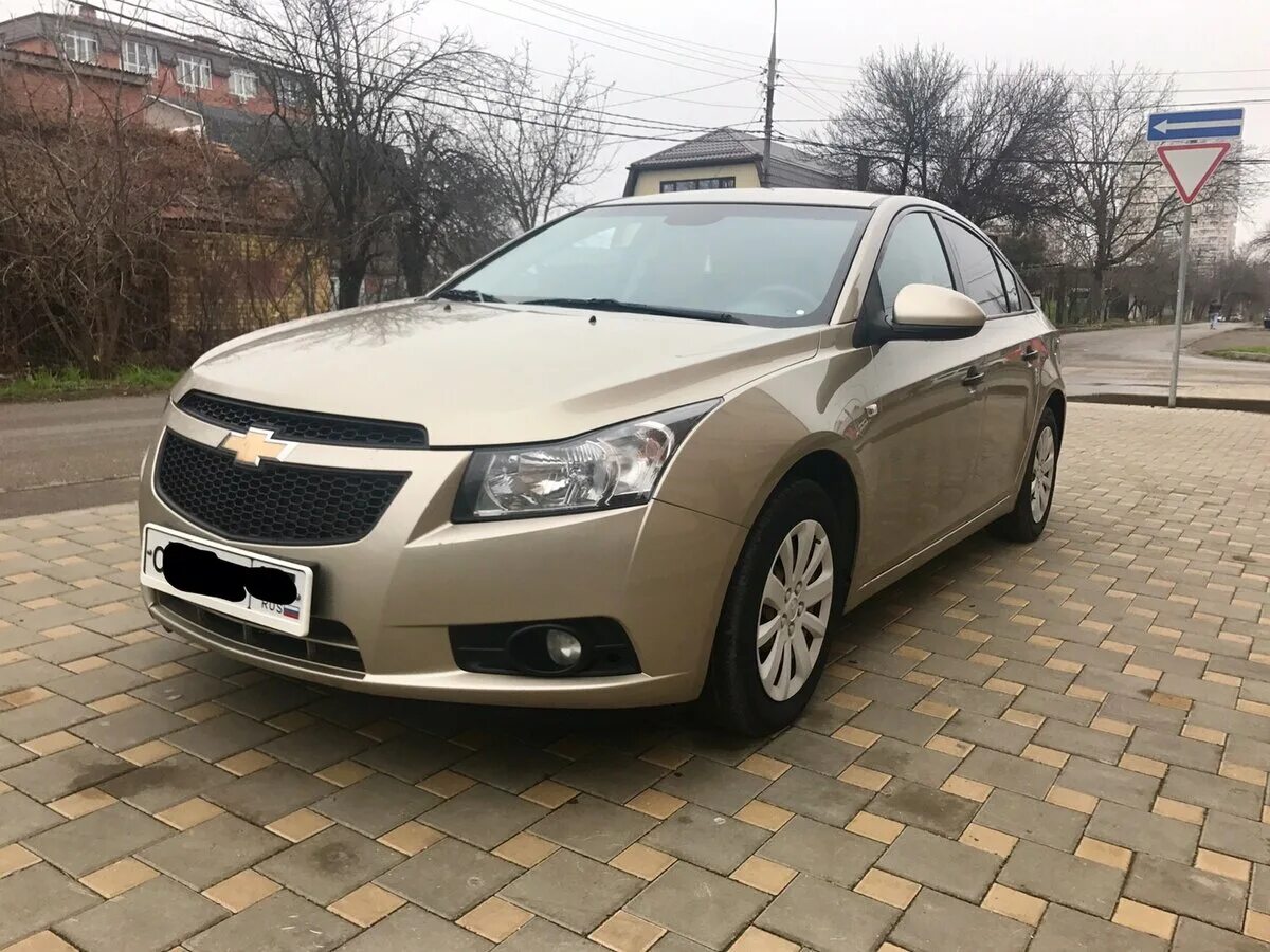 Шевроле круз 2010 купить. Chevrolet Cruze 2010. Шевроле Круз седан 2010. Шевроле Круз 1.6 автомат 2010. Шевроле Круз 2010 года 1.6.