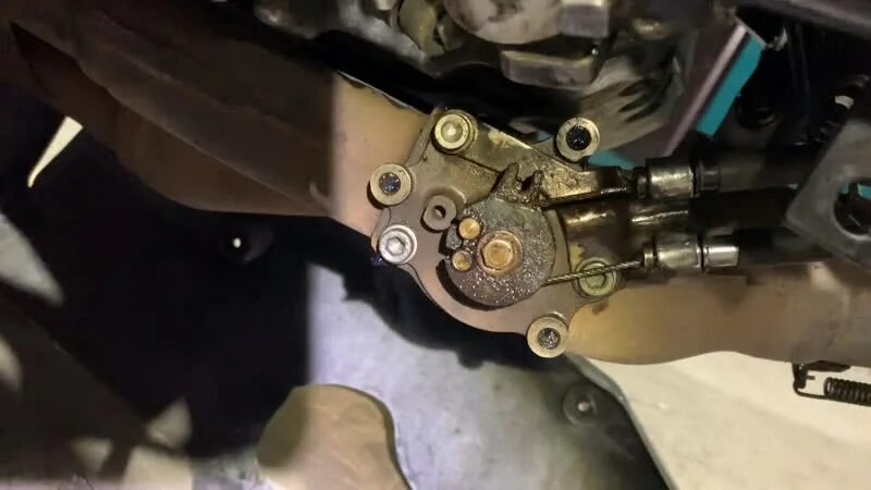 Yamaha grizzly 700 датчик холостого хода. Дистанция на ямаха 9. Yamaha r1 экзап. Yamaha 125cc. Yamaha yzf-r1 2003.