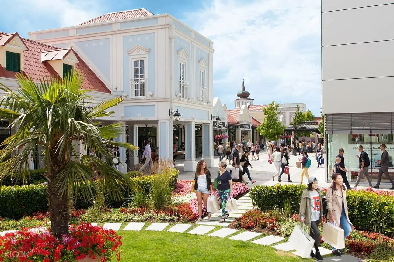 Аутлет вена. Аутлет пандорф парндорф. парндорф австрия. парндорф вена. designer outlet parndorf  в австрии.