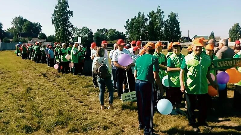 Рп5 первомайское алтайский край. Березовка Алтайский край. Берёзовка Алтайский край Первомайский район праздник 30.07.2022. Спортивный фестиваль Чернопятово Алтайский край. Население село Березовка Алтайский край.