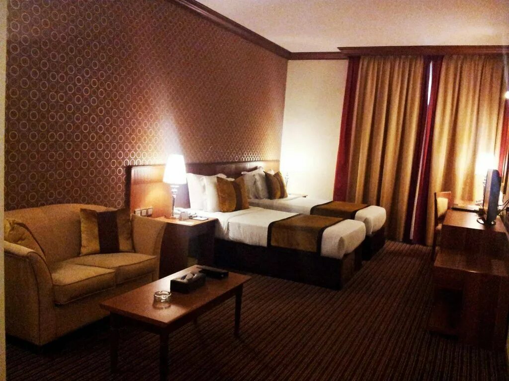 Reflection hotel 4* (бар-дубай). Dubai boutique. оаэ дейра studio m arabian plaza hotel & hotel apartments 3 ***. Boutique hotel dubai. Boutique hotel dubai.