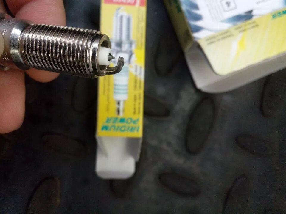 Bosch0 242 236 663. Иридиевые свечи denso форд фокус 3. Иридиевые свечи на форд фокус 2. Иридиевые свечи зажигания форд фокус 2. 1680032 иридиевые свечи форд.