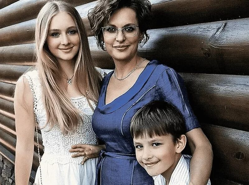 Как выглядит жена. Дети сергея бодрова. семья сергея бодрова младшего. сергей быстров и ольга бодрова. светлана бодрова жена сергея бодрова.