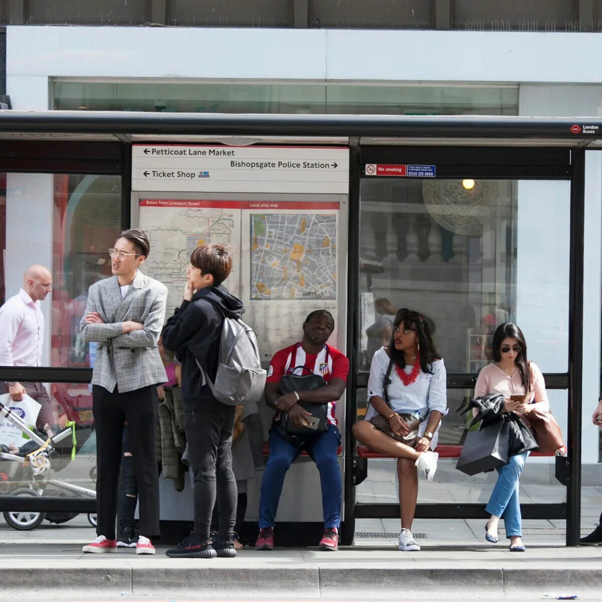 Человек ждет автобус. Wait for a Bus. People waiting at the Bus stop или to the Bus stop. Person waiting at the Bus stop. Bus stop people.