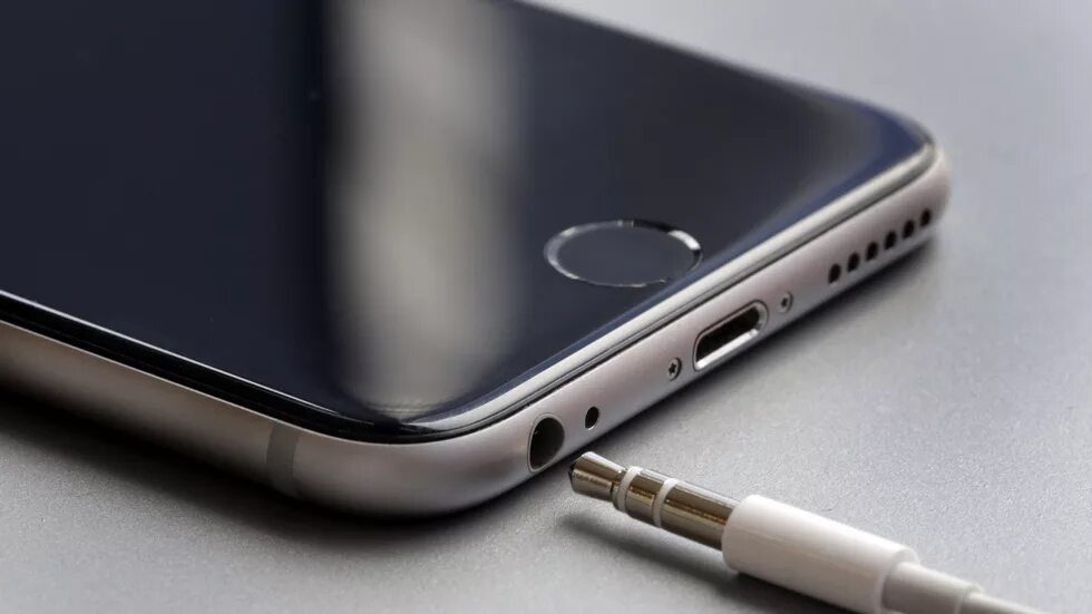 Почему нет разъема для наушников. Айфон 7 разъем. iphone 7 разъем для наушников. iphone 6s разъемы. разъём для наушников айфон 7.