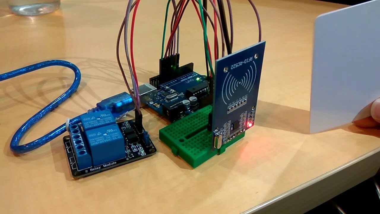 Ардуино rfid дубликатор. Rfid считыватель arduino. relay projects arduino. relay arduino programming. rfid arduino копирование домофонных ключей.