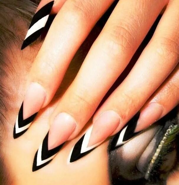 Edge nails