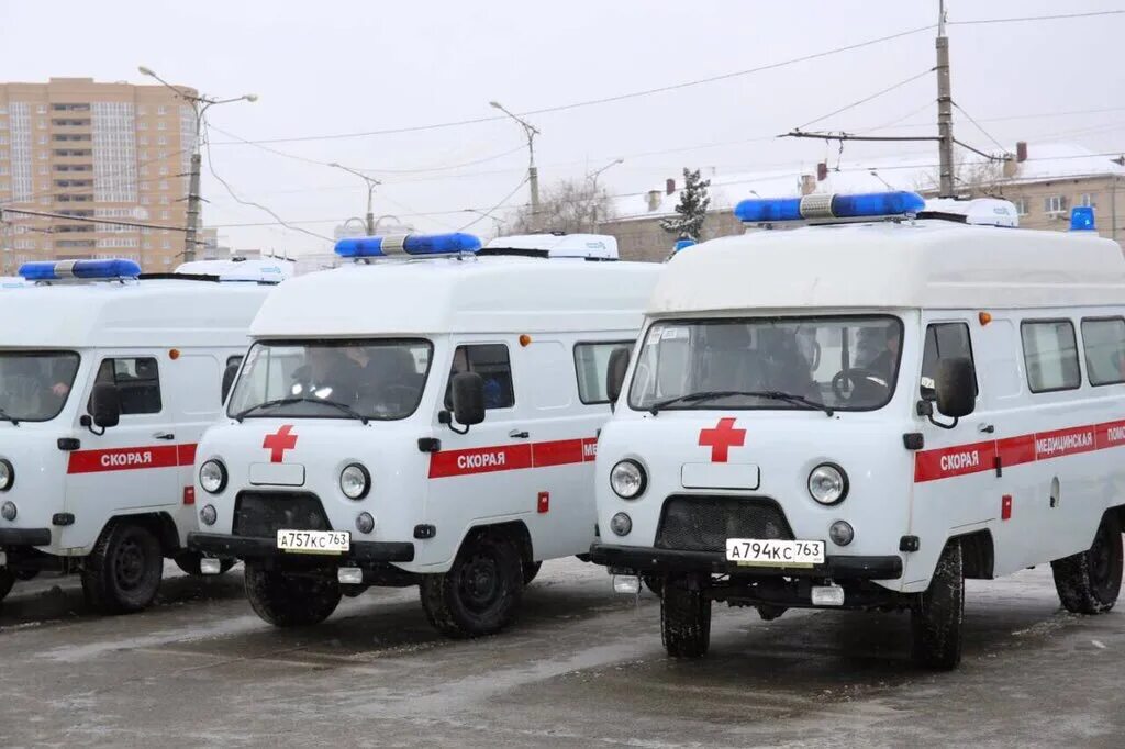 Скорая жигулевск. Станция скорой помощи 2 тольятти фото. Работники скорой помощи. Скорая жигулевск. Скорая жигулевск.