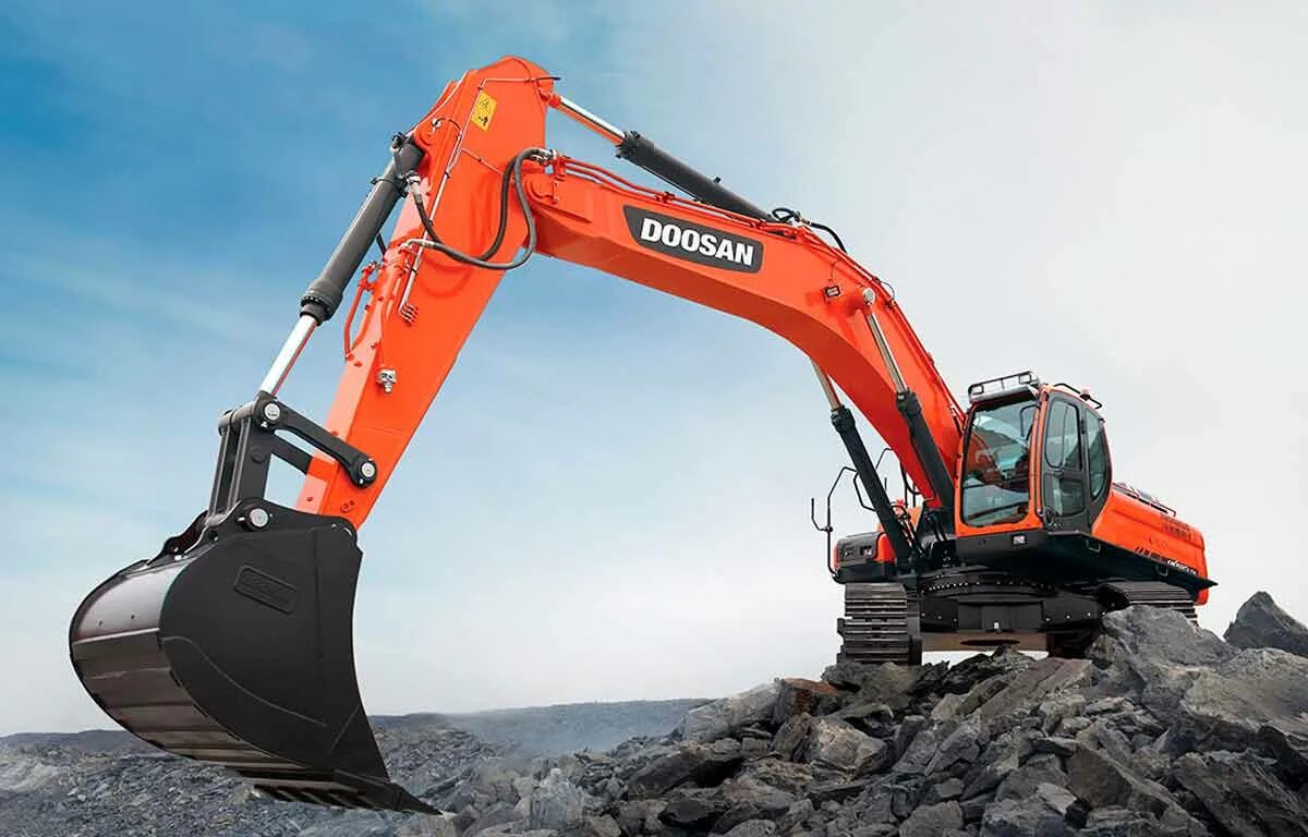 Doosan dx520lc. Doosan dx490lc-7m. Экскаватор Дусан 520. Экскаватор Doosan dx530lc-7m. Новый гусеничный экскаватор