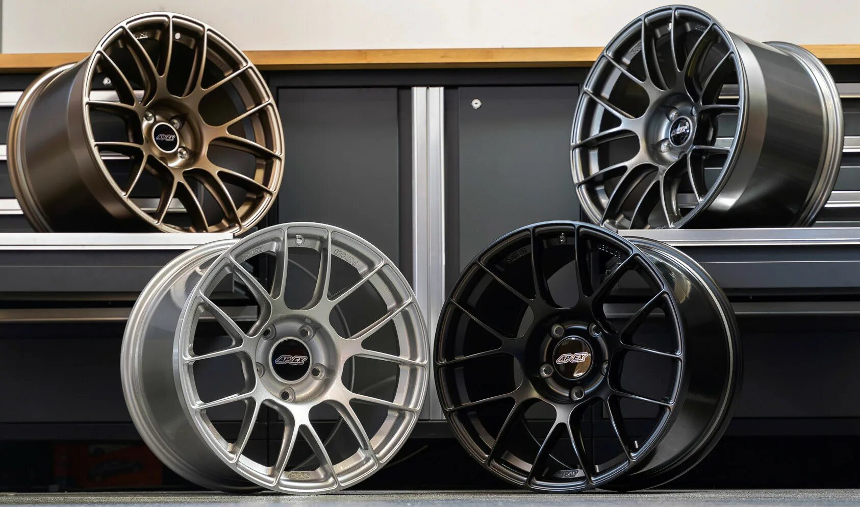 Покажи wheels. Диски apex bmw. apex диски. диски apex ps 7. apex wheels.
